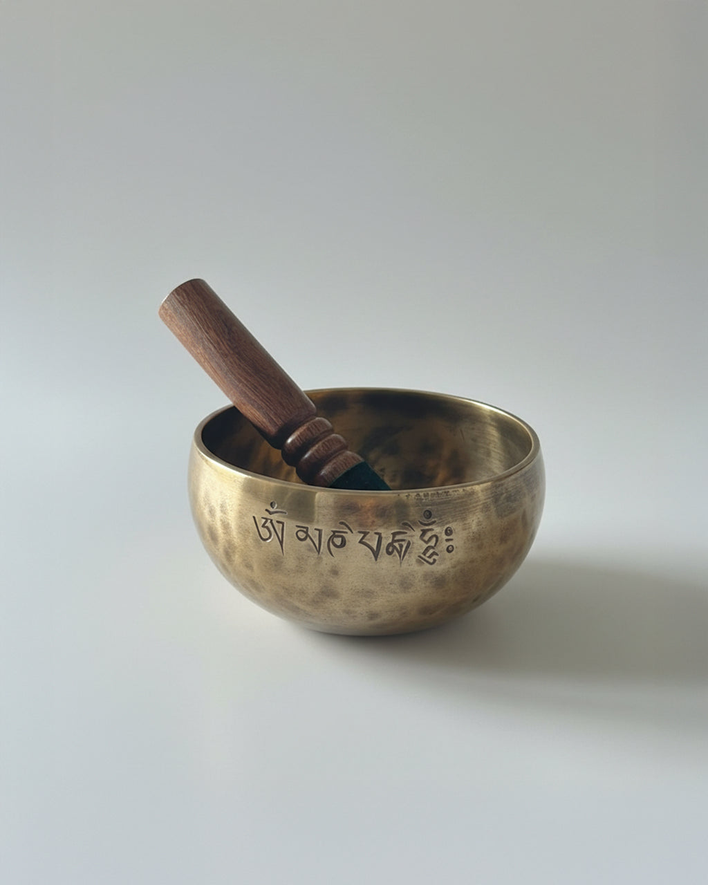 Cuenco OM Luna Llena con acabado